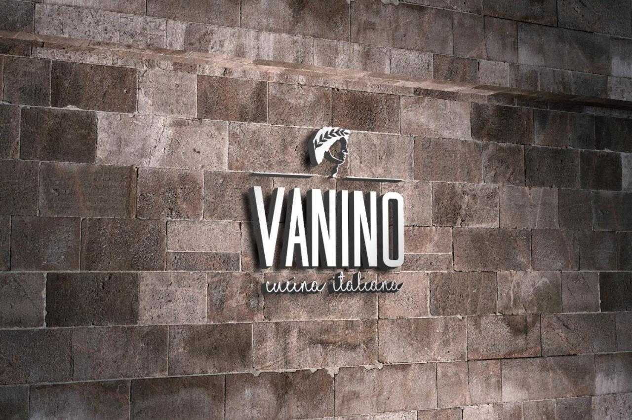 Hotel Am Stadion Vanino Cucina Italian بيليفيلد المظهر الخارجي الصورة