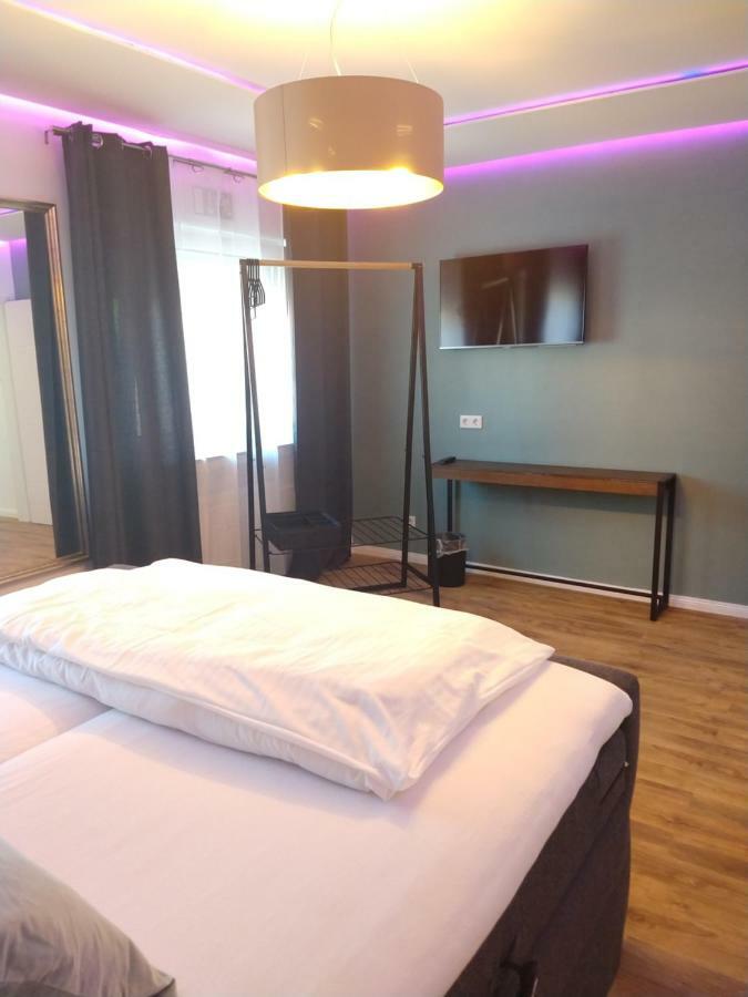 Hotel Am Stadion Vanino Cucina Italian بيليفيلد المظهر الخارجي الصورة